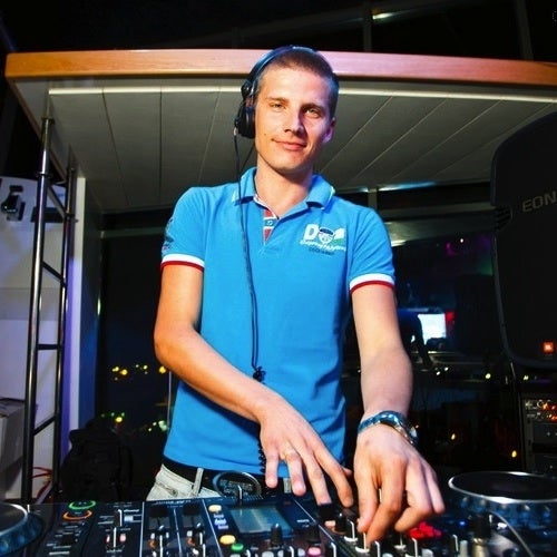 Chart May 2012 by Alexey Emelyanov