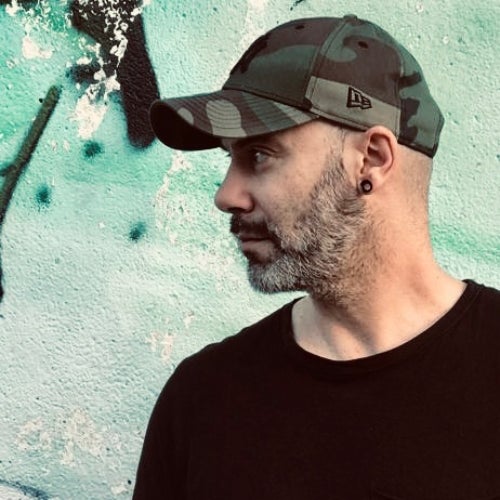 ESSENTIALS MARCH TRACKS