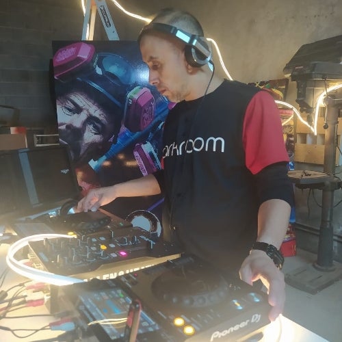 Analog Lab Stream