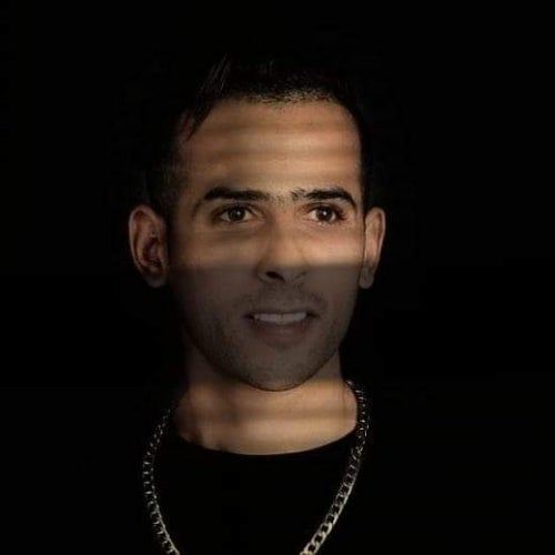 K A V E R