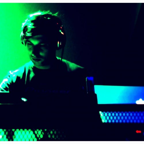 TECHNO UNDER v.2