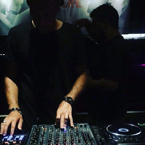 charts mrT & SimoV