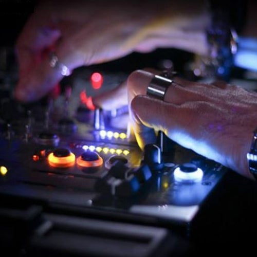 SIMONE VITULLO August Chart 2015