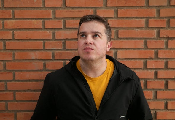 L.Pastrana