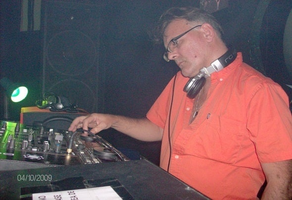 Alvis DJ
