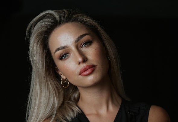 Jasmin Blust
