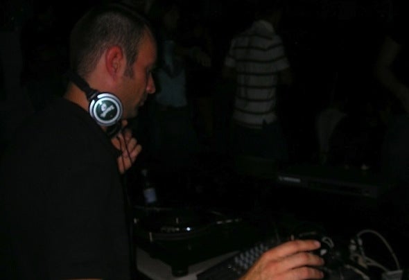 DJ Genna