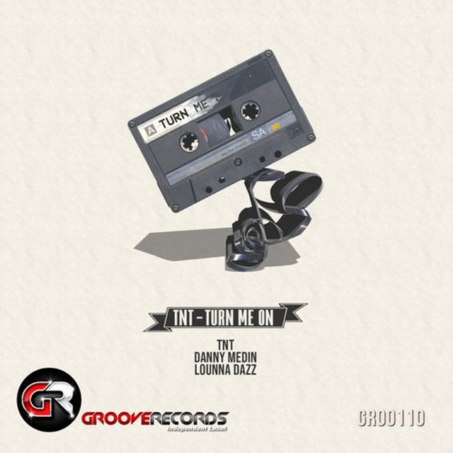 Turn Me On - Lounna Dazz Remix album art