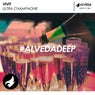 Ultra Champagne