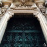 Gate